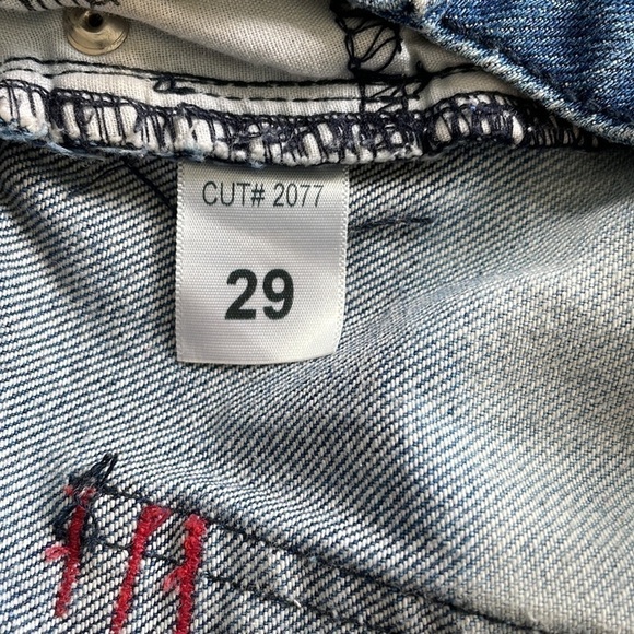 Sz 29 BDG Urban Outfitters High Rise Cheeky ombré blue to bleach shorts EUC - Picture 7 of 8